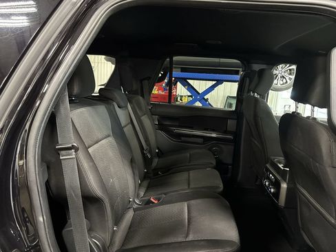 Used 2020 Ford Expedition XLT w/ Cargo Package RWD image 30