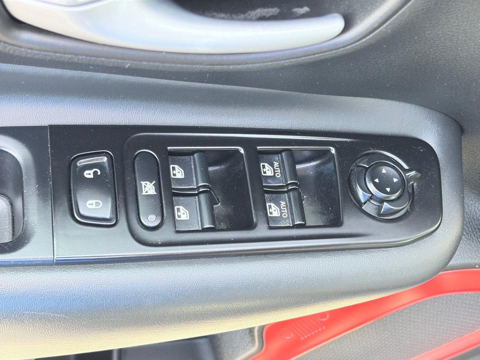 Used 2020 Jeep Renegade Trailhawk AWD/4WD image 14