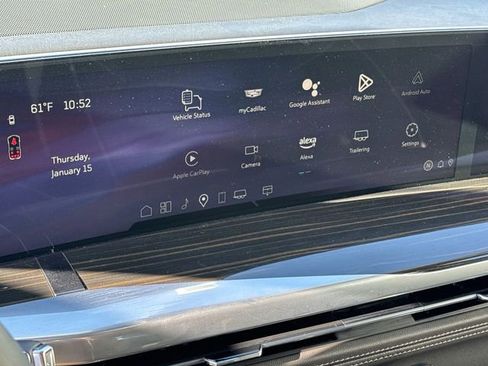 Certified 2025 Cadillac Escalade Premium Luxury image 17