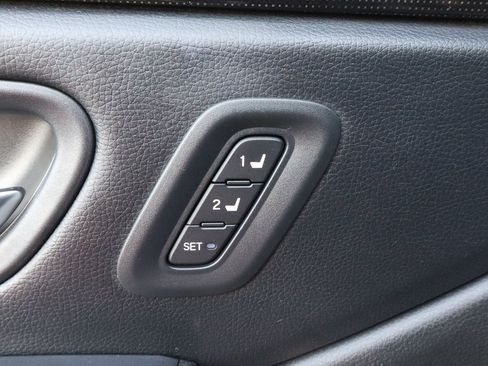 Used 2023 Honda Pilot Elite image 18
