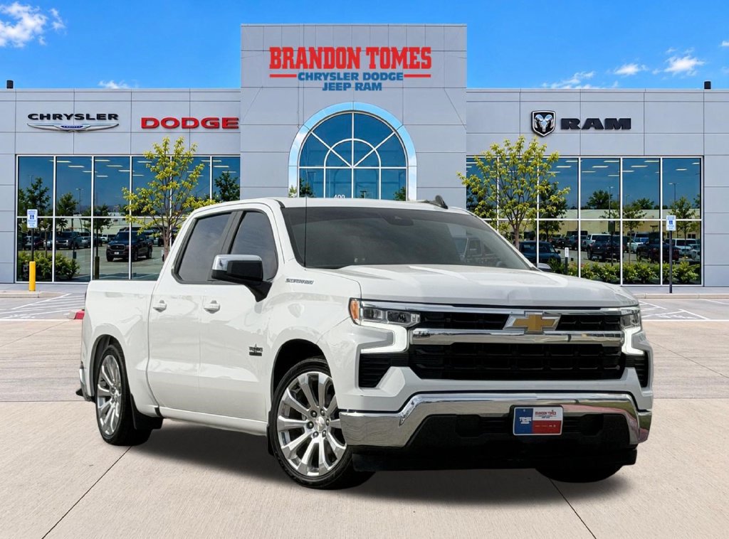 Used 2022 Chevrolet Silverado 1500 LT RWD image 1