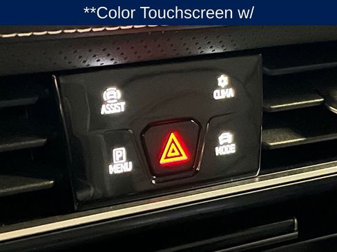 Used 2025 Volkswagen Atlas Cross Sport SE w/ Black Wheel Package image 10