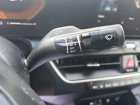 Used 2025 Kia K4 LXS image 23