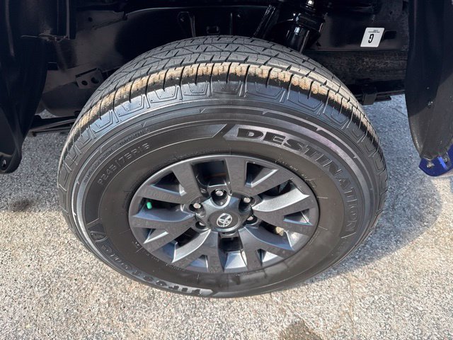 Used 2023 Toyota Tacoma SR5 w/ Technology Package AWD/4WD image 11