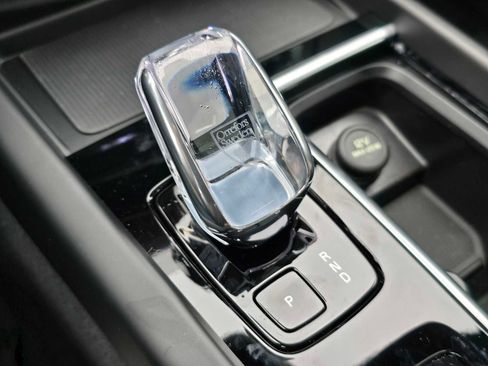 New 2026 Volvo XC60 B5 Plus w/ Climate Package image 36