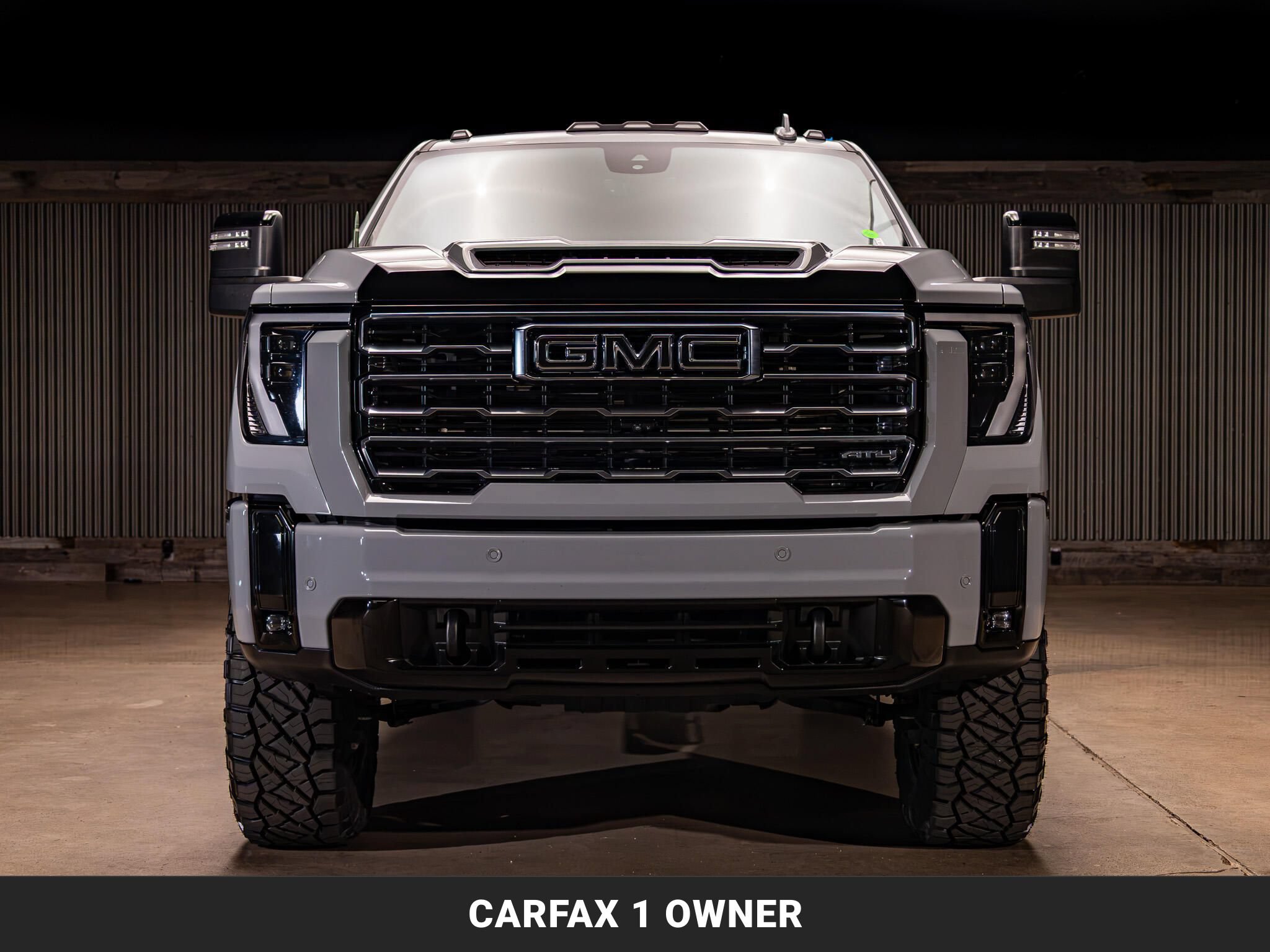 Used 2025 GMC Sierra 2500 AT4 w/ AT4 Premium Plus Package AWD/4WD image 4