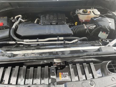 Used 2024 Chevrolet Silverado 1500 Custom AWD/4WD image 36