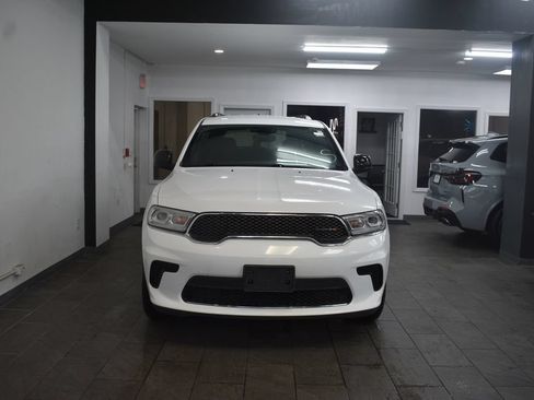 Used 2023 Dodge Durango SXT RWD image 3