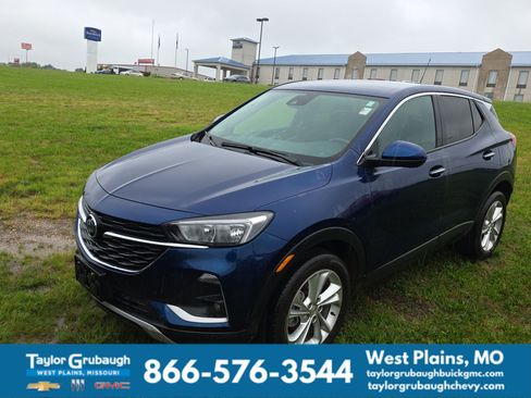 Used 2023 Buick Encore GX Preferred w/ Cold Weather Comfort Package AWD/4WD image 3