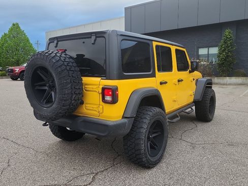 Used 2019 Jeep Wrangler Unlimited Sport S image 7