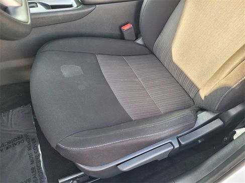 Used 2023 Nissan Sentra SV w/ Trunk Package image 11