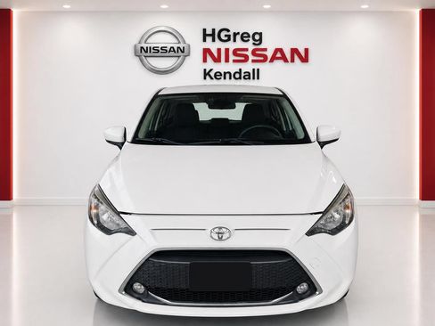 Used 2019 Toyota Yaris LE FWD image 4