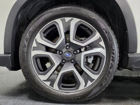 Used 2023 Subaru Ascent Limited AWD/4WD image 5