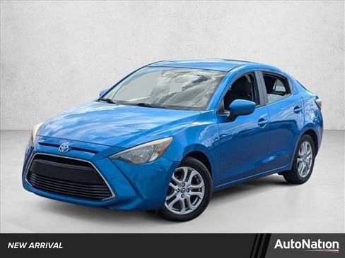 Used 2017 Toyota Yaris iA image 1