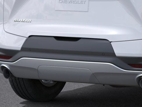 New 2026 Chevrolet Blazer LT w/ Convenience Package FWD image 14