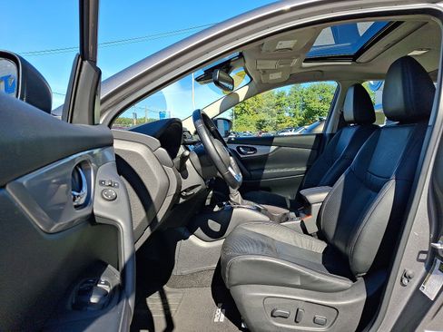 Used 2020 Nissan Rogue Sport SL w/ Premium Package image 13