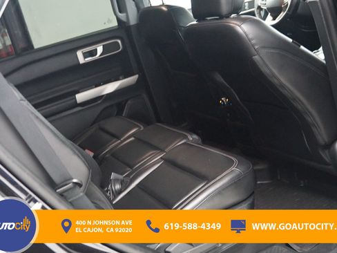 Used 2021 Ford Explorer XLT w/ Equipment Group 202A RWD image 13