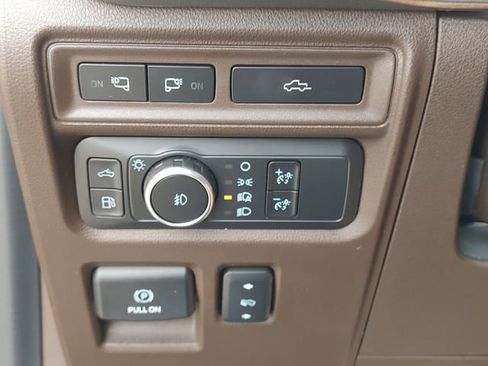 Used 2021 Ford F150 King Ranch w/ Equipment Group 601A High AWD/4WD image 23