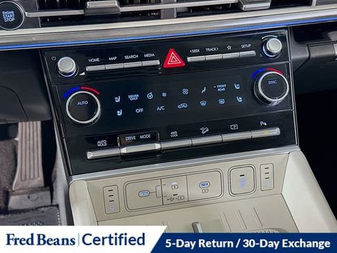 Certified 2025 Hyundai Santa Fe Calligraphy image 23