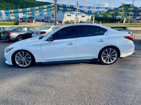 Used 2015 INFINITI Q50 AWD w/ Navigation Package image 4