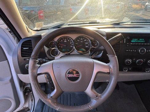 Used 2007 GMC Sierra 1500 SLE w/ SLE/SLT Trailering Package image 15