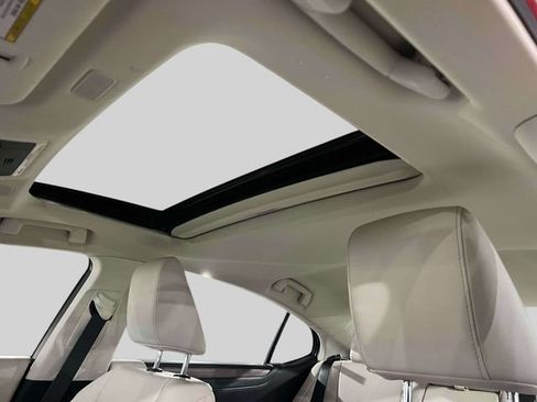 Certified 2025 Lexus ES 300h w/ Premium Package FWD image 24