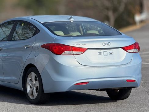 Used 2011 Hyundai Elantra GLS w/ Preferred Equipment Pkg 3 image 16