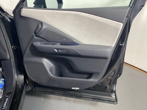 Used 2026 Lexus TX 350 AWD w/ Technology Package image 33