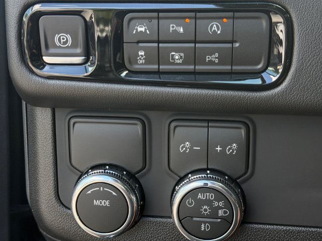 New 2026 GMC Yukon Denali RWD image 21