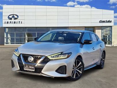Used 2019 Nissan Maxima 3.5 SV w/ Floor Mat Group