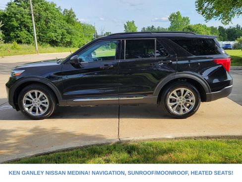 Used 2023 Ford Explorer XLT w/ Equipment Group 202A AWD/4WD image 6