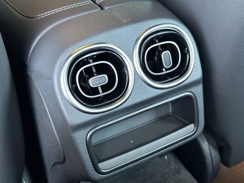 New 2025 Mercedes-Benz C 300 4MATIC Sedan image 13