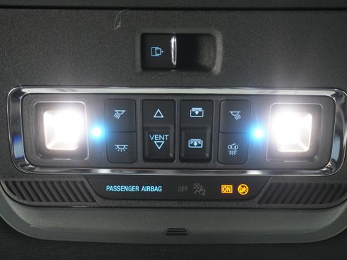 Used 2026 Ford F450 Platinum w/ FX4 Off-Road Package AWD/4WD image 33