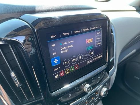 Used 2020 Chevrolet Traverse Premier w/ LPO, Floor Liner Package AWD/4WD image 34