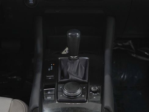 Used 2019 MAZDA MAZDA3 Sedan FWD image 17