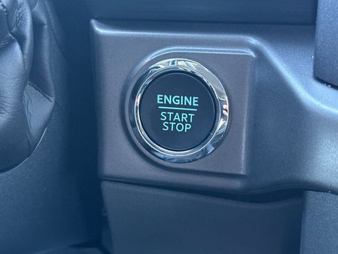 New 2025 Ford F150 XLT w/ Equipment Group 303A High image 22