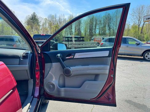 Used 2011 Honda CR-V SE image 14