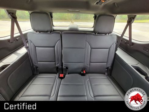 Used 2024 GMC Yukon XL Denali image 17