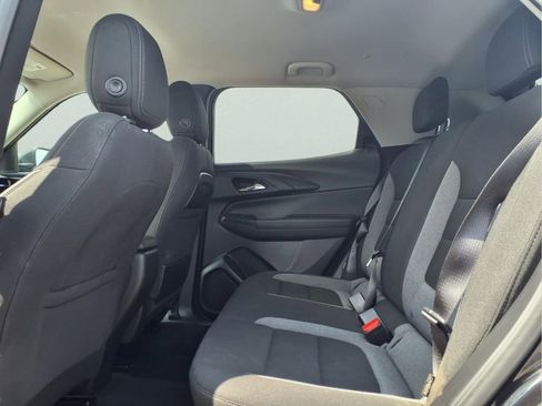 Used 2025 Chevrolet TrailBlazer LT AWD/4WD image 12