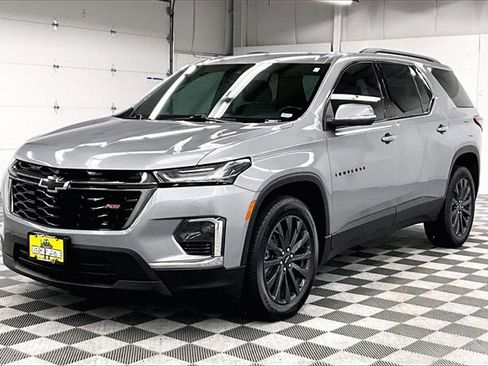 Used 2023 Chevrolet Traverse RS w/ LPO, Floor Liner Package image 11