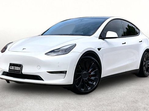 Used 2022 Tesla Model Y Performance AWD/4WD image 15