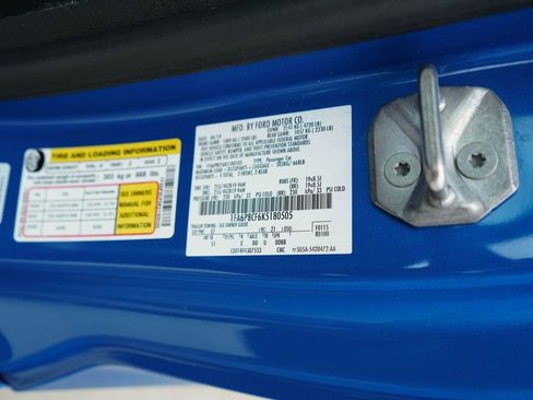 Used 2019 Ford Mustang GT Premium w/ Equipment Group 401A RWD image 35
