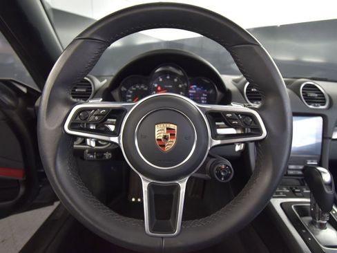 Certified 2025 Porsche 718 Boxster RWD image 20