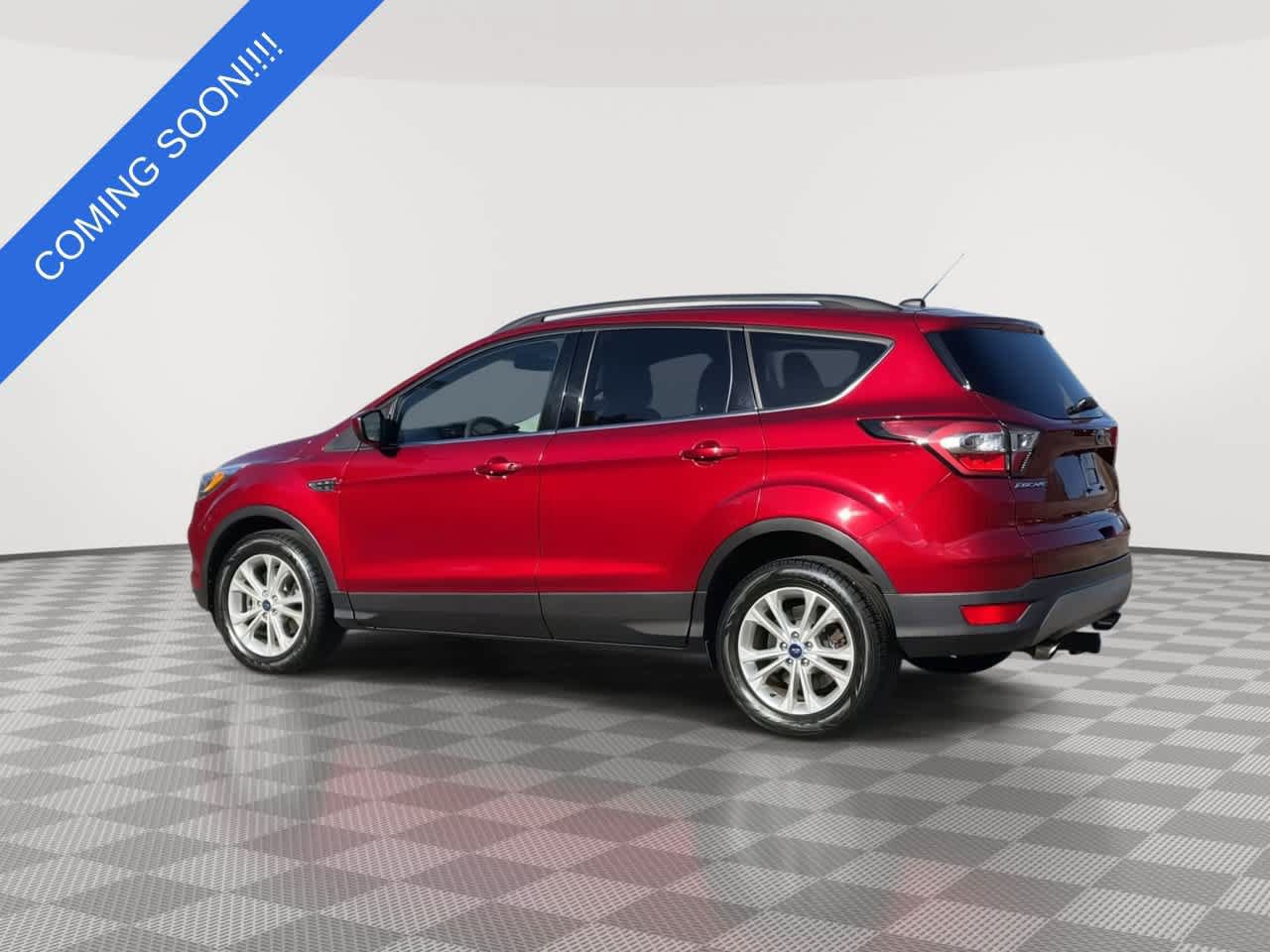 Used 2017 Ford Escape SE w/ Equipment Group 201A AWD/4WD image 6