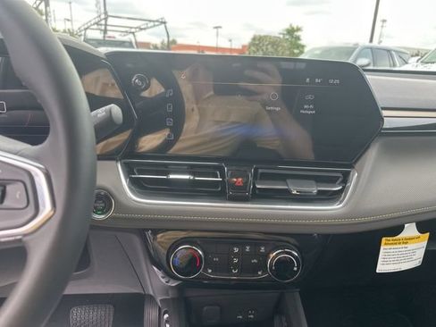 New 2026 Chevrolet TrailBlazer ACTIV w/ Driver Confidence Package FWD image 22