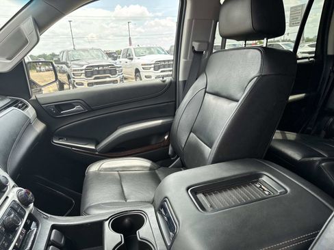 Used 2017 GMC Yukon SLT image 15