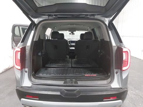 Used 2023 GMC Acadia SLE w/ Driver Convenience Package image 14