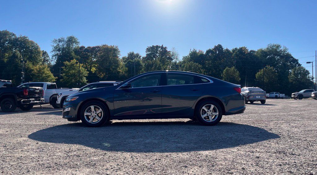 Used 2024 Chevrolet Malibu LS FWD image 15
