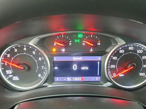 Used 2023 GMC Terrain SLT image 30