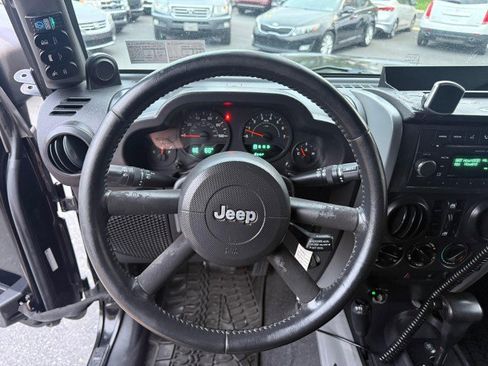 Used 2008 Jeep Wrangler Unlimited X AWD/4WD image 12